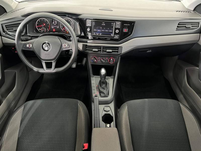 VOLKSWAGEN - POLO - 2018/2018 - Branca - R$ 74.900,00