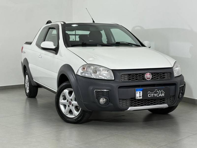 FIAT - STRADA - 2018/2019 - Branca - R$ 75.900,00