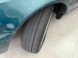VOLKSWAGEN - GOLF - 1995/1995 - Verde - R$ 29.900,00