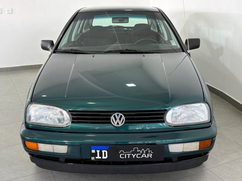 VOLKSWAGEN - GOLF - 1995/1995 - Verde - R$ 29.900,00