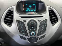 FORD - KA - 2014/2015 - Branca - R$ 43.900,00