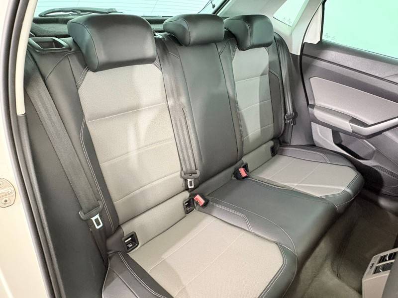 VOLKSWAGEN - POLO - 2018/2019 - Branca - R$ 83.900,00