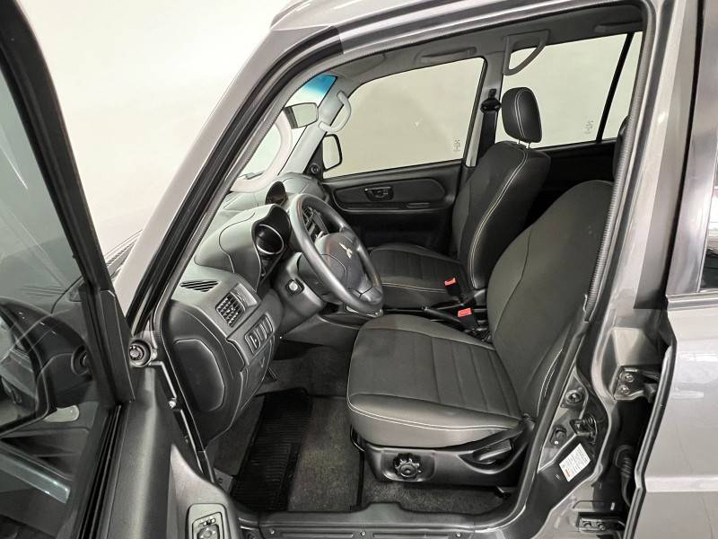 MITSUBISHI - PAJERO TR4 - 2012/2013 - Cinza - R$ 66.900,00