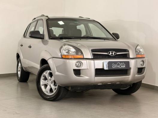 HYUNDAI - TUCSON - 2009/2010 - Prata - R$ 42.900,00