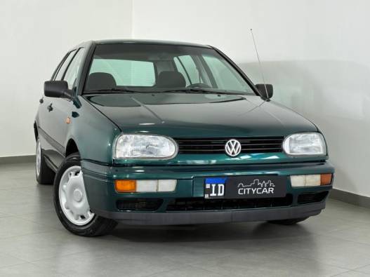 VOLKSWAGEN - GOLF - 1995/1995 - Verde - R$ 29.900,00