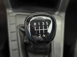 VOLKSWAGEN - POLO - 2023/2023 - Cinza - R$ 79.900,00