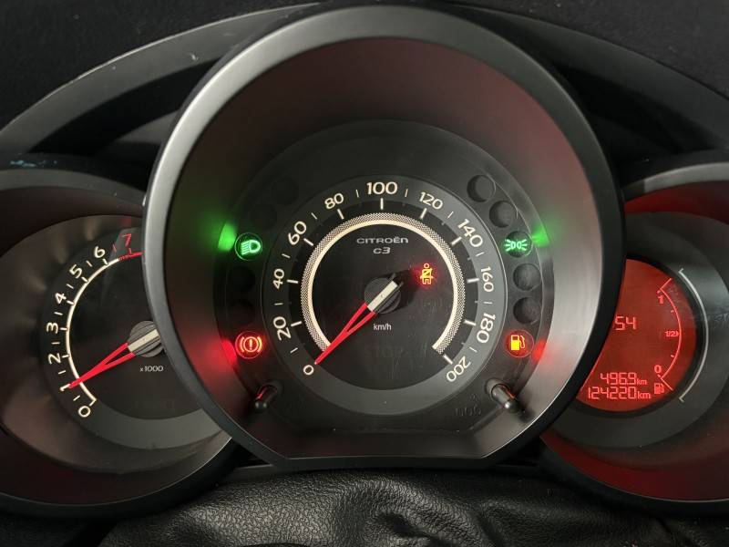 CITROËN - AIRCROSS - 2011/2012 - Prata - R$ 34.900,00