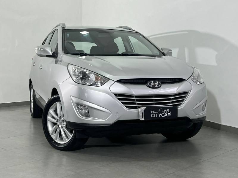 HYUNDAI - IX35 - 2010/2011 - Prata - R$ 58.900,00