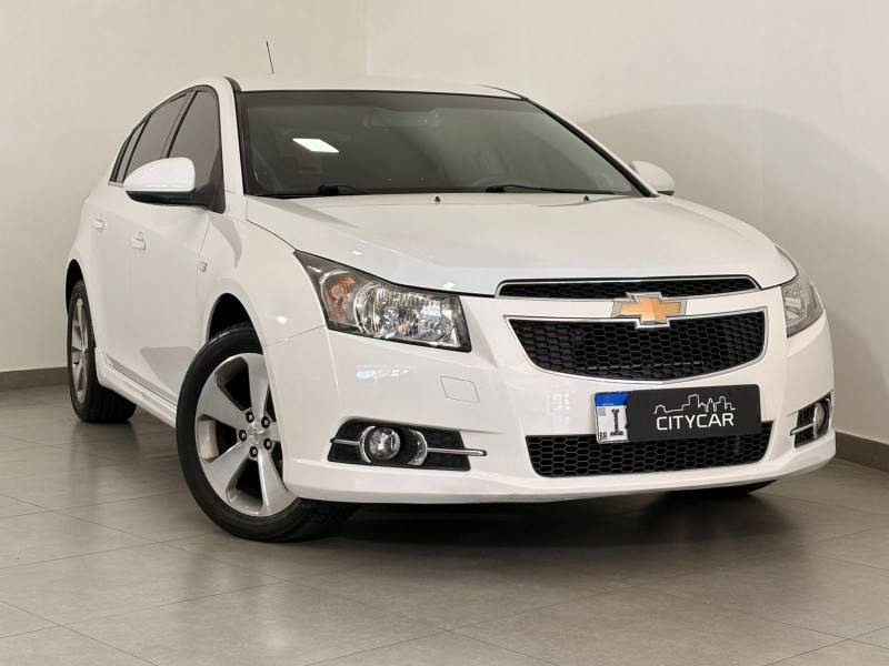CHEVROLET - CRUZE - 2014/2014 - Branca - R$ 59.900,00