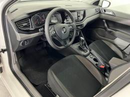 VOLKSWAGEN - POLO - 2018/2018 - Branca - R$ 75.900,00