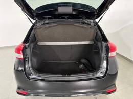 TOYOTA - YARIS - 2019/2020 - Preta - R$ 82.900,00