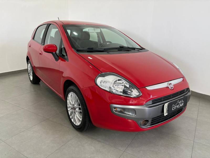 FIAT - PUNTO - 2013/2013 - Vermelha - R$ 39.900,00