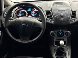 FORD - FIESTA - 2016/2017 - Preta - R$ 56.900,00