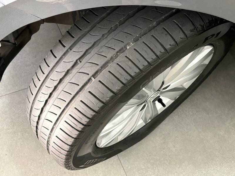 VOLKSWAGEN - VIRTUS - 2018/2019 - Cinza - R$ 73.900,00