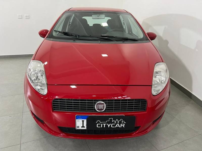 FIAT - PUNTO - 2012/2012 - Vermelha - R$ 37.900,00