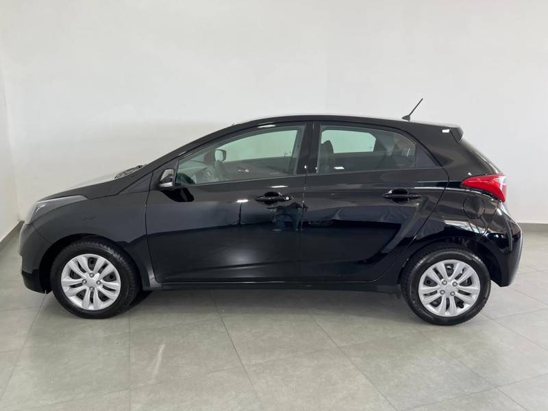 HYUNDAI - HB20 - 2016/2017 - Preta - R$ 56.900,00