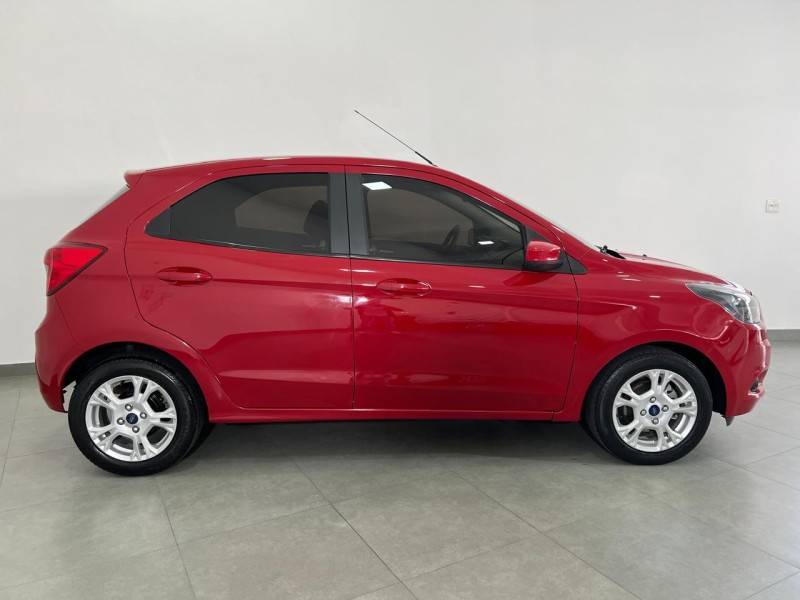 FORD - KA - 2015/2016 - Vermelha - R$ 47.900,00