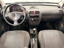 CHEVROLET - CORSA - 2011/2012 - Prata - R$ 35.900,00
