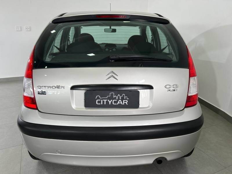 CITROËN - C3 - 2007/2008 - Prata - R$ 24.900,00