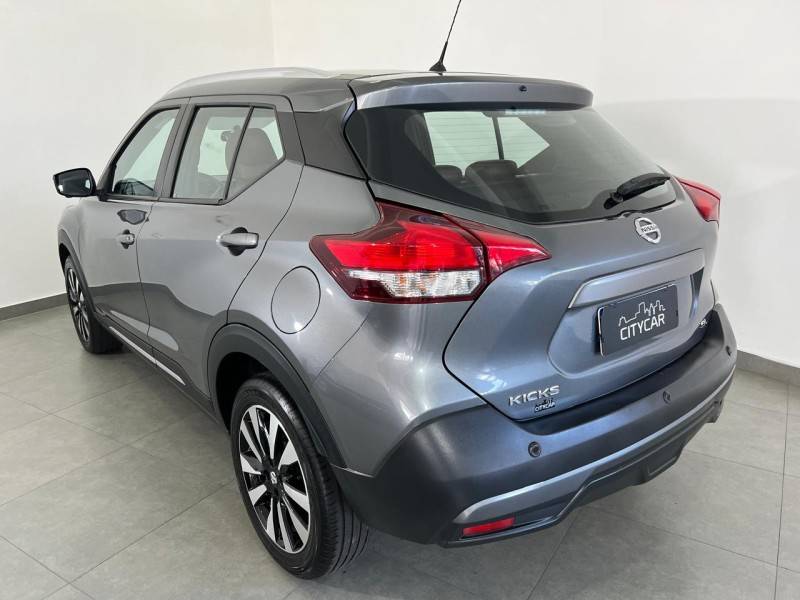 NISSAN - KICKS - 2017/2017 - Cinza - R$ 83.900,00