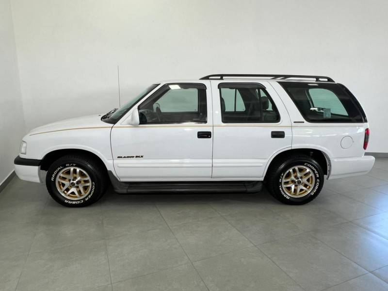 CHEVROLET - BLAZER - 1999/1999 - Branca - R$ 75.000,00