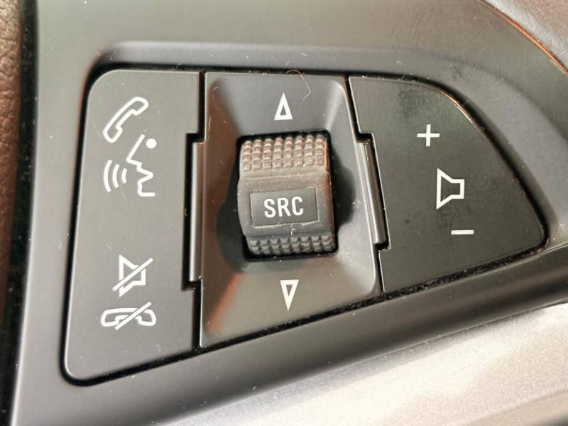 CHEVROLET - TRACKER - 2017/2018 - Cinza - R$ 90.900,00