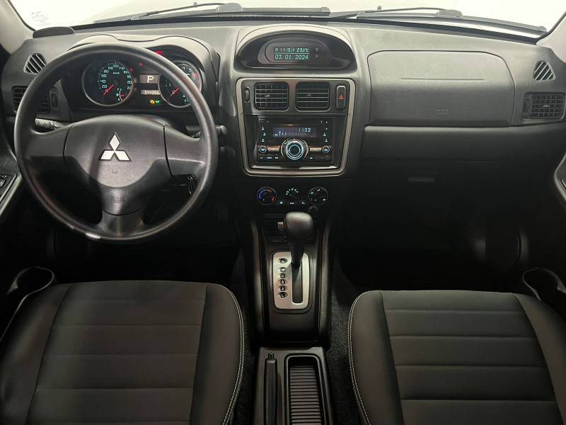 MITSUBISHI - PAJERO TR4 - 2012/2013 - Cinza - R$ 66.900,00