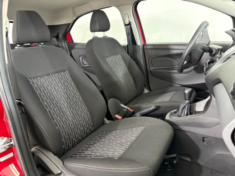 FORD - KA - 2018/2018 - Vermelha - R$ 45.900,00