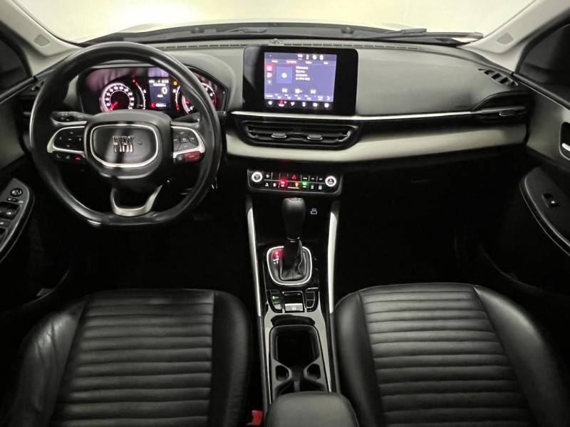 FIAT - FASTBACK - 2023/2024 - Preta - R$ 104.900,00