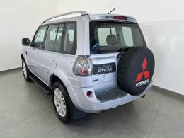 MITSUBISHI - PAJERO TR4 - 2011/2011 - Prata - R$ 63.900,00