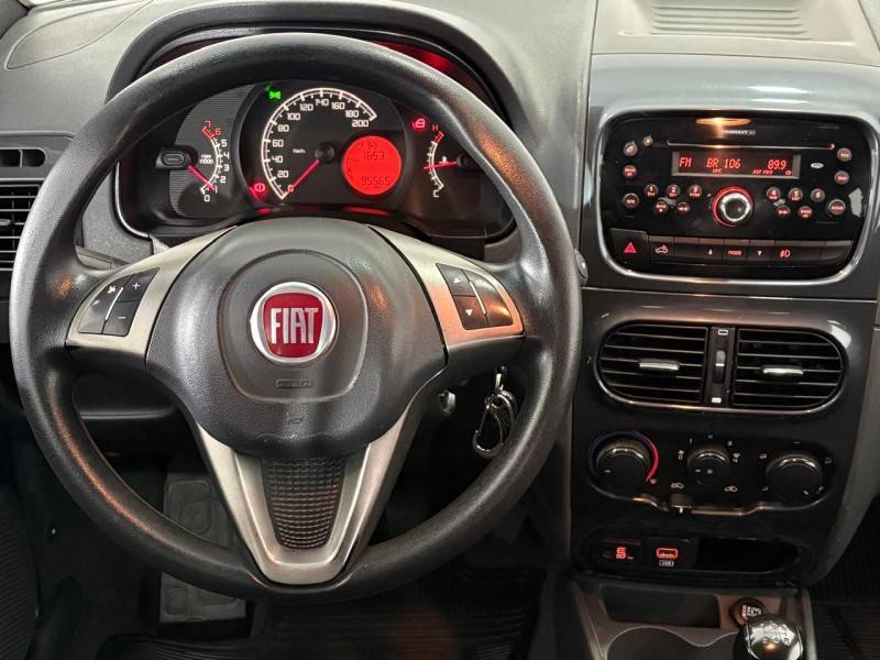 FIAT - STRADA - 2018/2019 - Branca - R$ 75.900,00