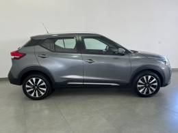 NISSAN - KICKS - 2017/2017 - Cinza - R$ 83.900,00