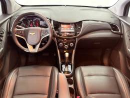 CHEVROLET - TRACKER - 2017/2018 - Cinza - R$ 90.900,00