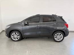 CHEVROLET - TRACKER - 2017/2018 - Cinza - R$ 90.900,00