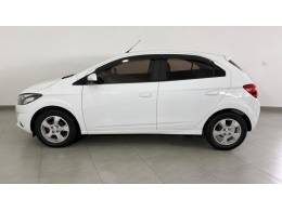 CHEVROLET - ONIX - 2019/2019 - Branca - R$ 60.900,00