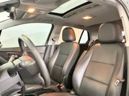 CHEVROLET - TRACKER - 2017/2018 - Cinza - R$ 90.900,00