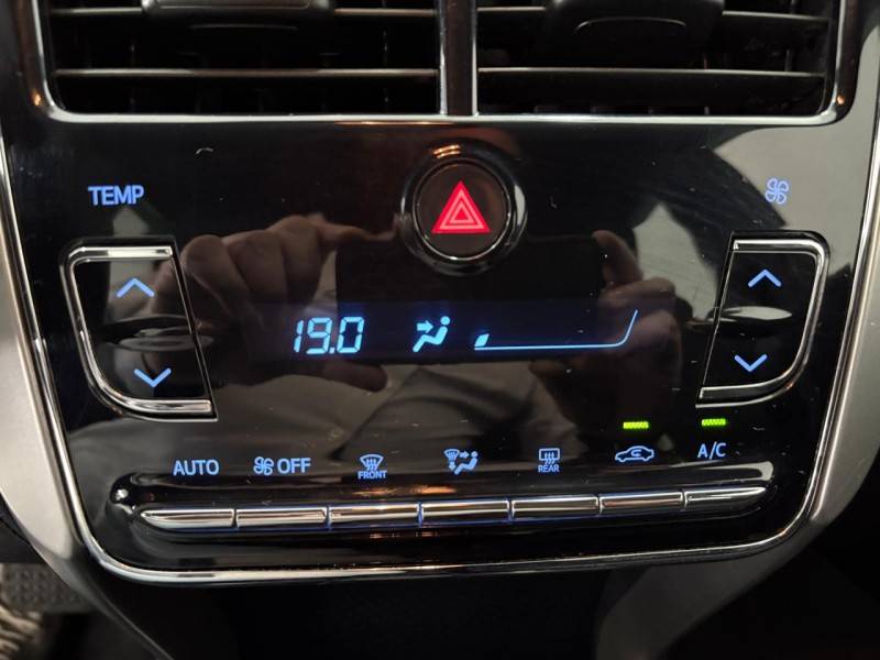 TOYOTA - YARIS - 2019/2020 - Preta - R$ 82.900,00