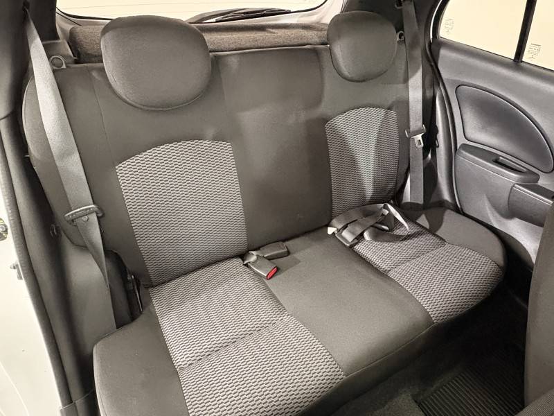 NISSAN - MARCH - 2017/2018 - Branca - R$ 49.900,00