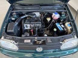 VOLKSWAGEN - GOLF - 1995/1995 - Verde - R$ 29.900,00