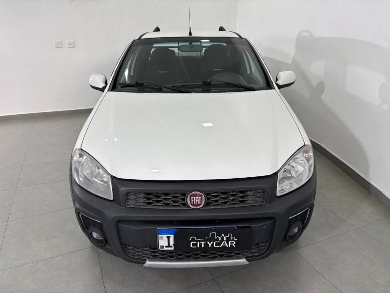 FIAT - STRADA - 2018/2019 - Branca - R$ 75.900,00
