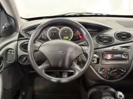 FORD - FOCUS - 2009/2009 - Prata - R$ 30.900,00