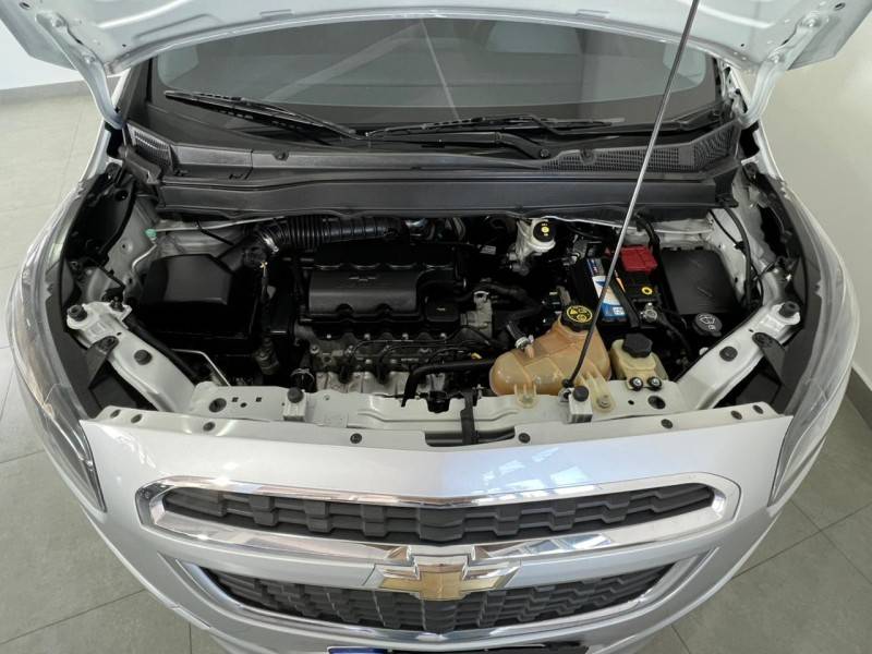 CHEVROLET - SPIN - 2015/2016 - Prata - R$ 49.900,00
