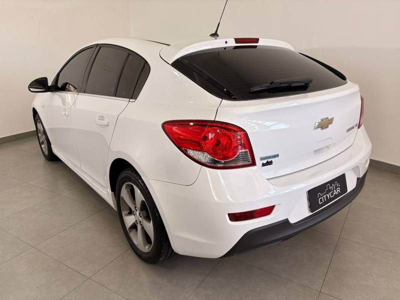 CHEVROLET - CRUZE - 2014/2014 - Branca - R$ 59.900,00