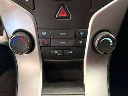 CHEVROLET - CRUZE - 2014/2014 - Branca - R$ 59.900,00