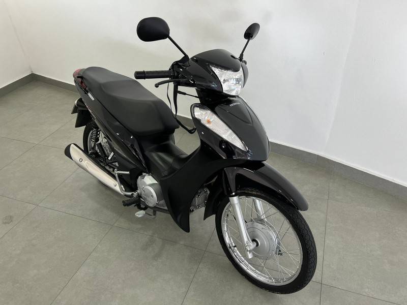 HONDA - BIZ 125 - 2014/2014 - Preta - R$ 13.900,00