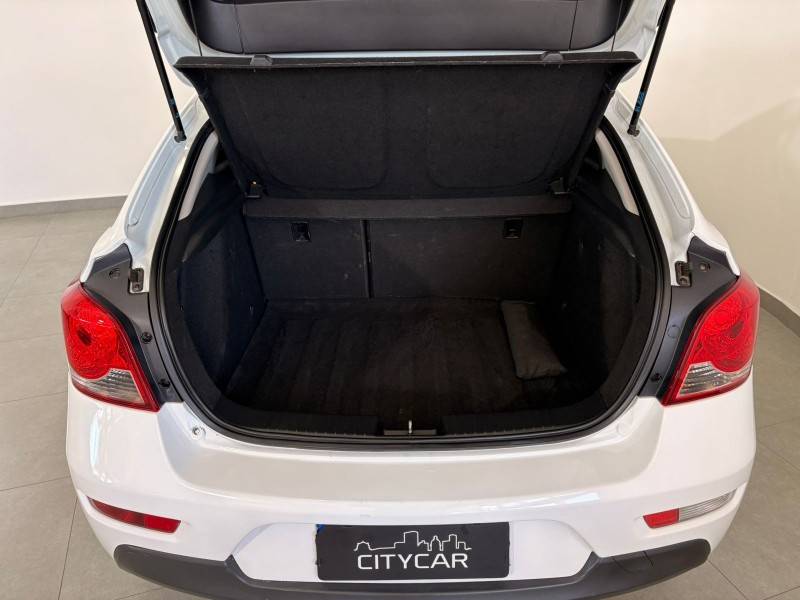 CHEVROLET - CRUZE - 2014/2014 - Branca - R$ 59.900,00