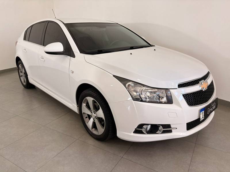 CHEVROLET - CRUZE - 2014/2014 - Branca - R$ 59.900,00