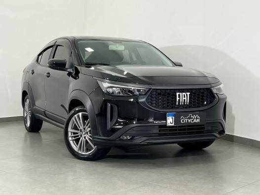 FIAT - FASTBACK - 2023/2024 - Preta - R$ 104.900,00