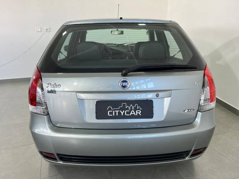 FIAT - PALIO - 2006/2007 - Cinza - R$ 28.900,00