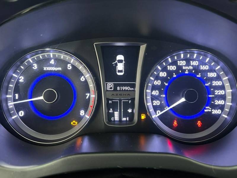 HYUNDAI - AZERA - 2012/2013 - Preta - R$ 73.900,00